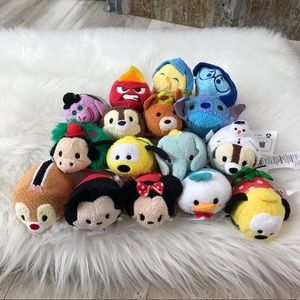 Tsum Tsum Disney Plush Lot of 16 Characters Mickey Minnie Mouse Pluto Dumbo etc